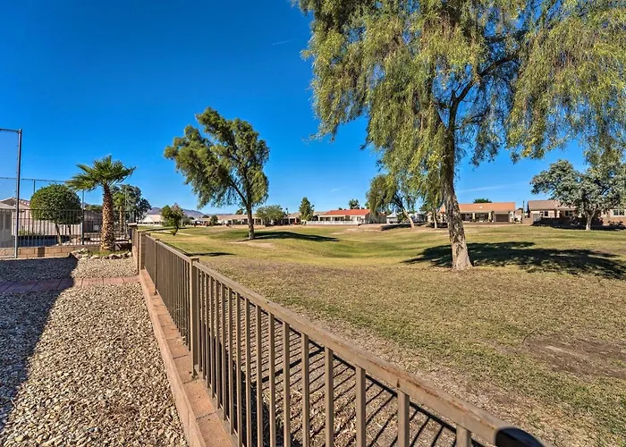 Mohave Family W/ Golf Course Views!