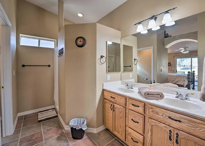 Mohave Family W/ Golf Course Views! Ferienhaus Fort Mohave